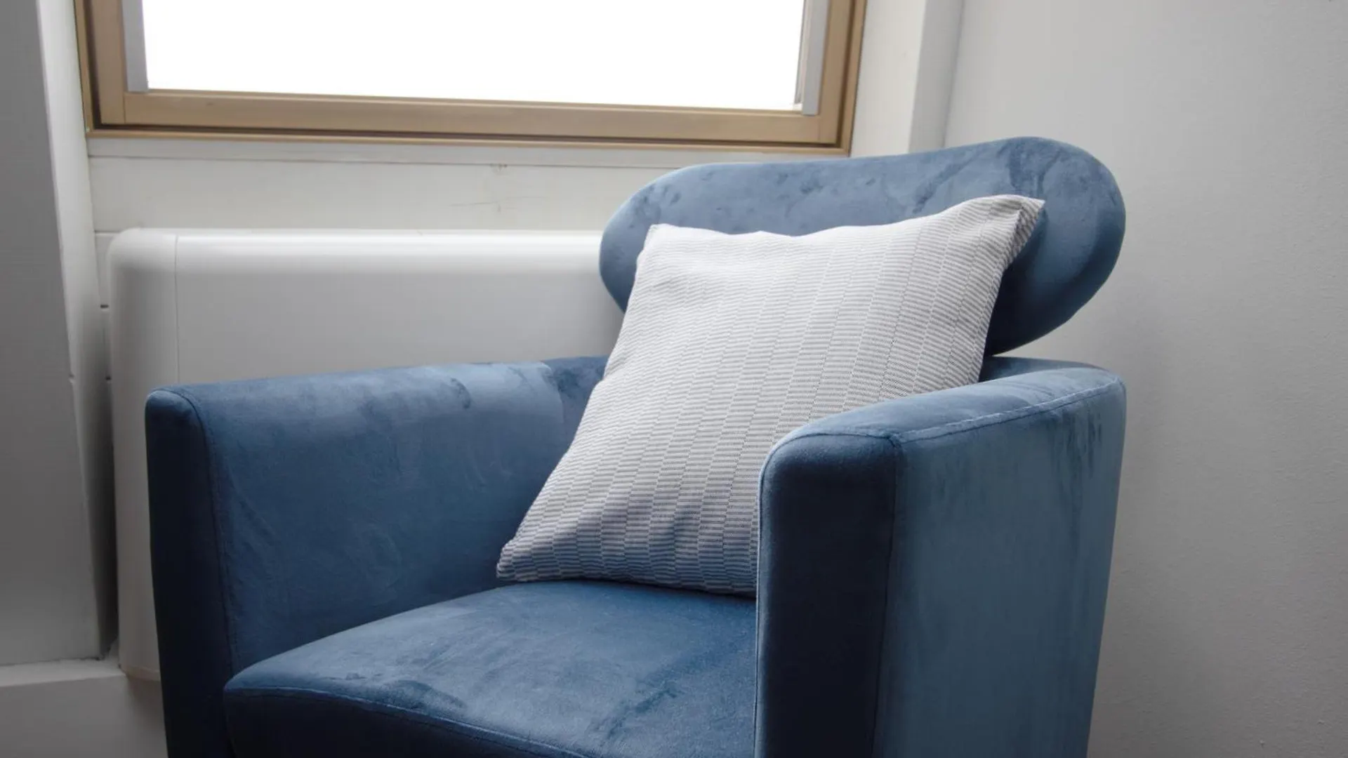 Penthouse With Patio & 2 Baths, 10 Min To Duomo Apartment Milan